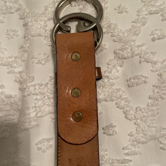 AUTHENTIC GUCCI BELT. REPOSH.. HAD TO HAVE REPAIRED - Picture 5 of 6